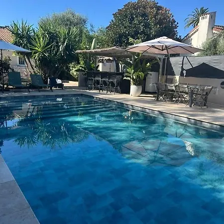 Californian With Pool And Beaches Villa